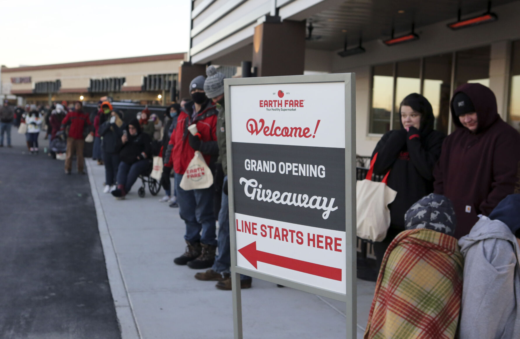 011322-roa-a1-earthfare-01